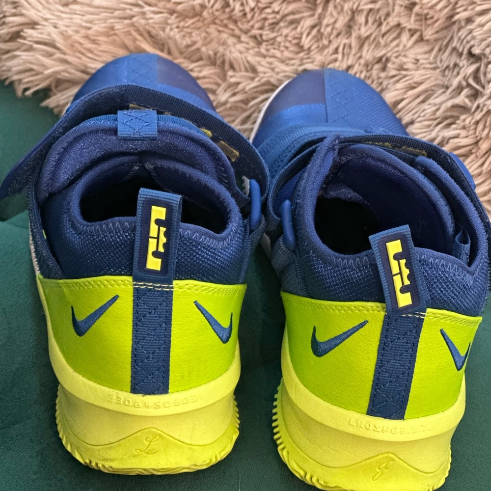 Nike Lebron Soldier 135y slightly used